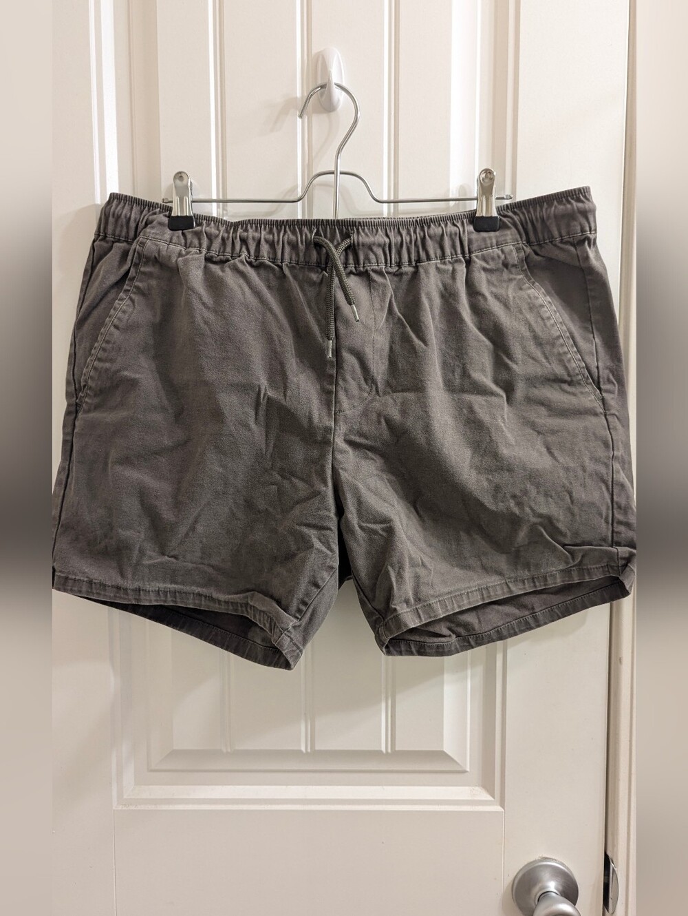 ASOS Charcoal Gray Elastic-Waist Athletic Shorts